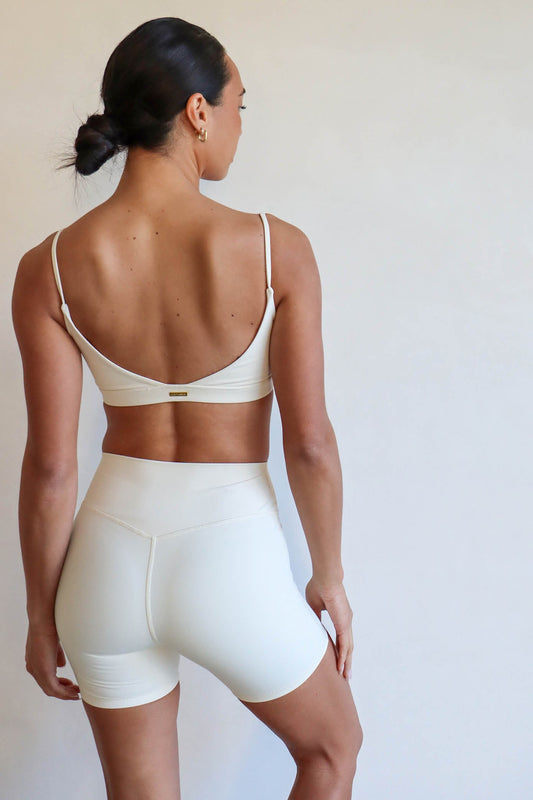 Victory Short - Milk