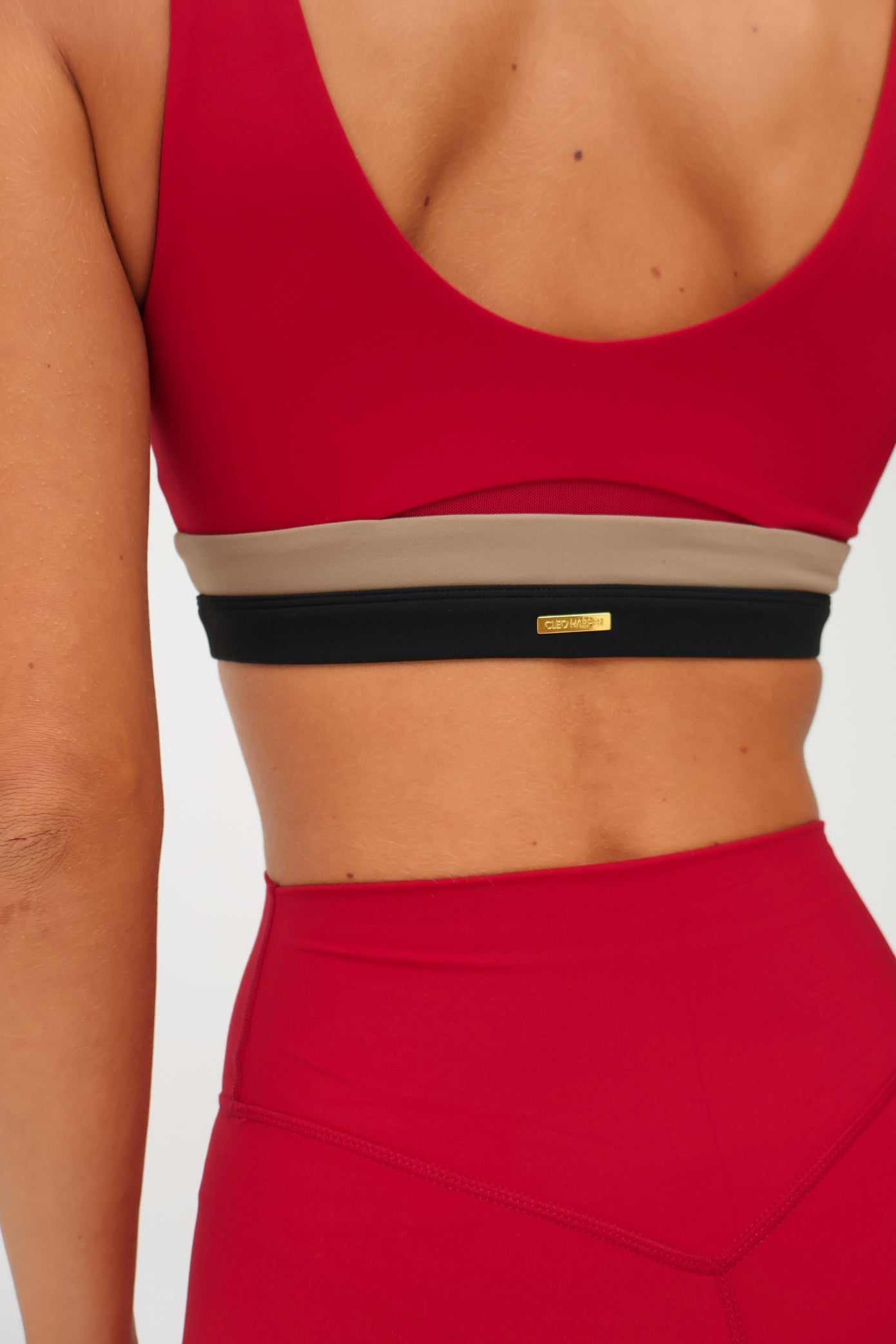Apex Short 4.5" - Crimson