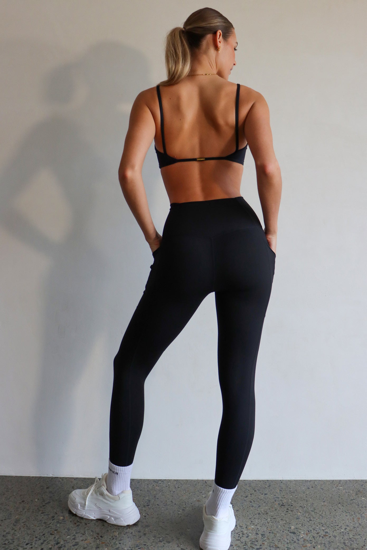 Infinity Legging - Black - Cleo Harper