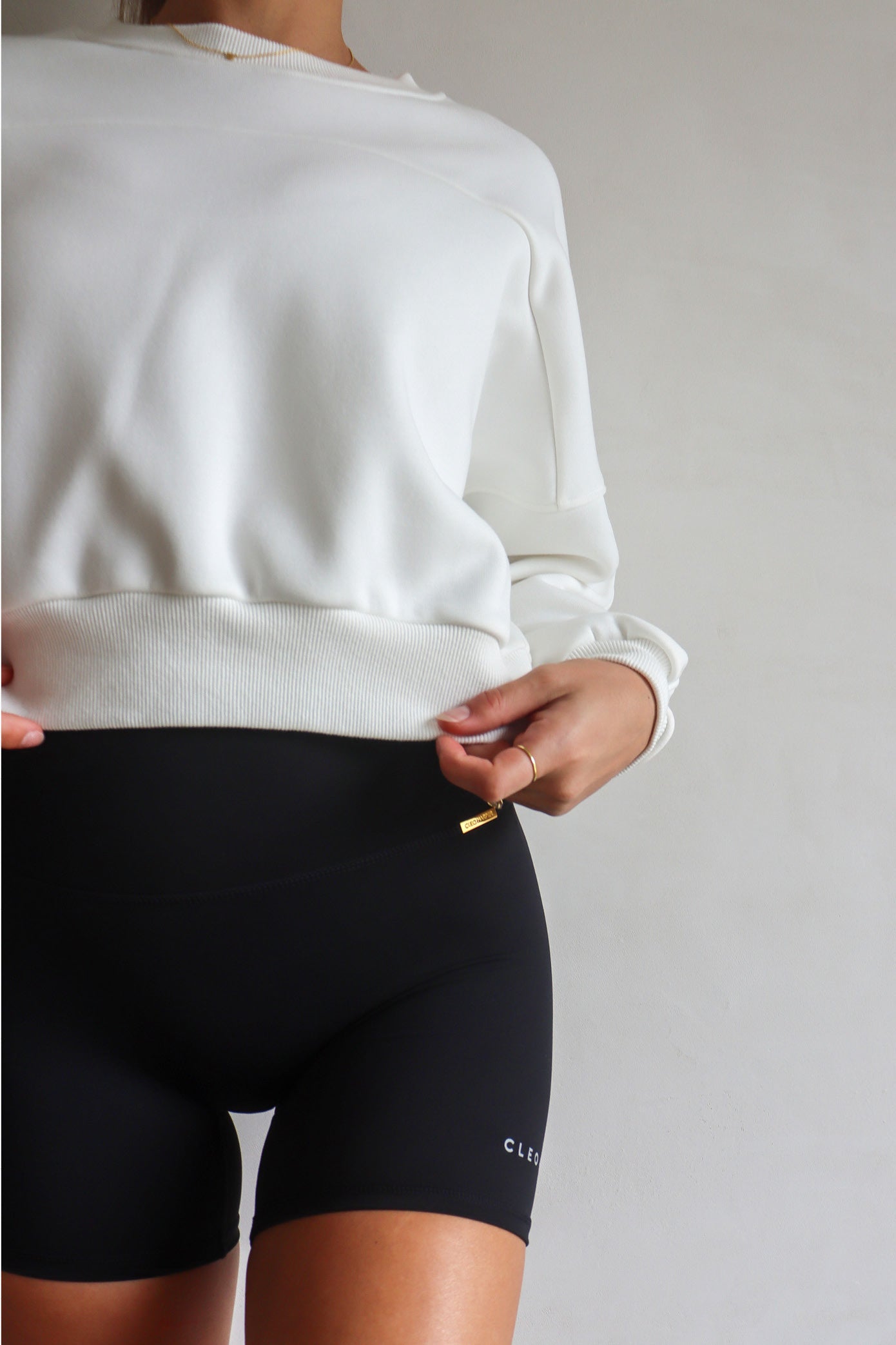 Apex Short 4.5" - Black Reflective