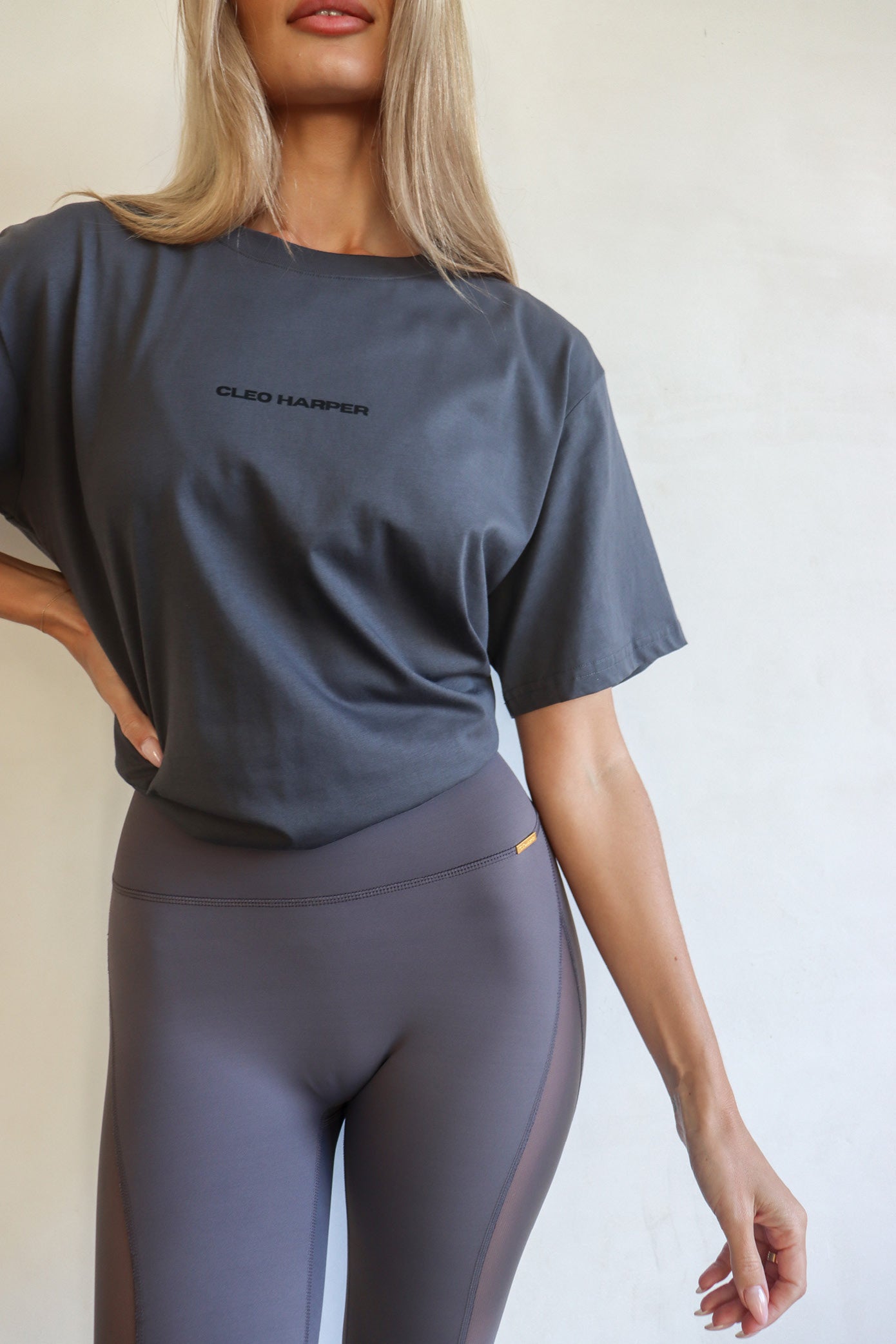 Odyssey Legging - Flint