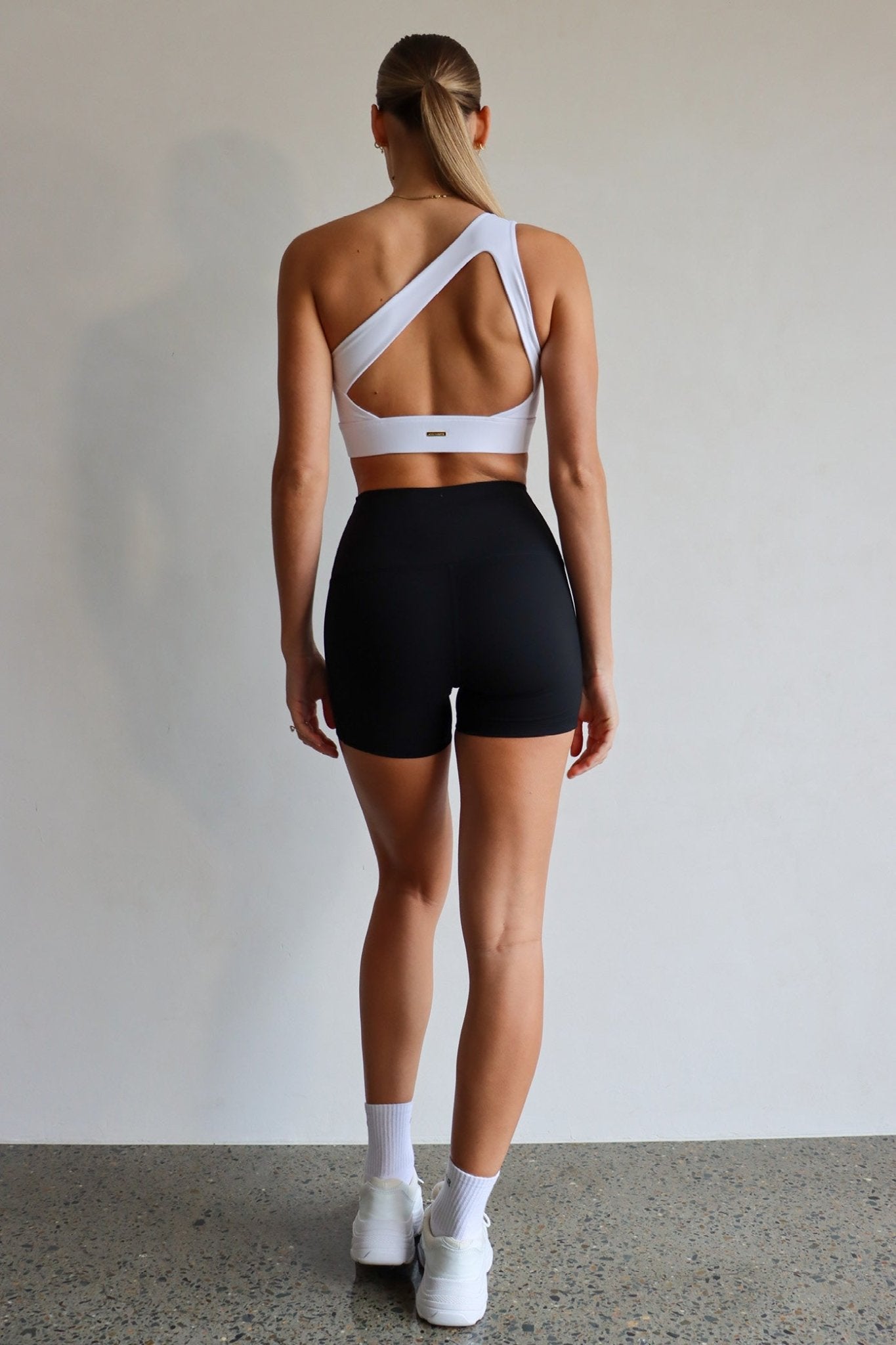 Accelerate Short - Black - Cleo Harper