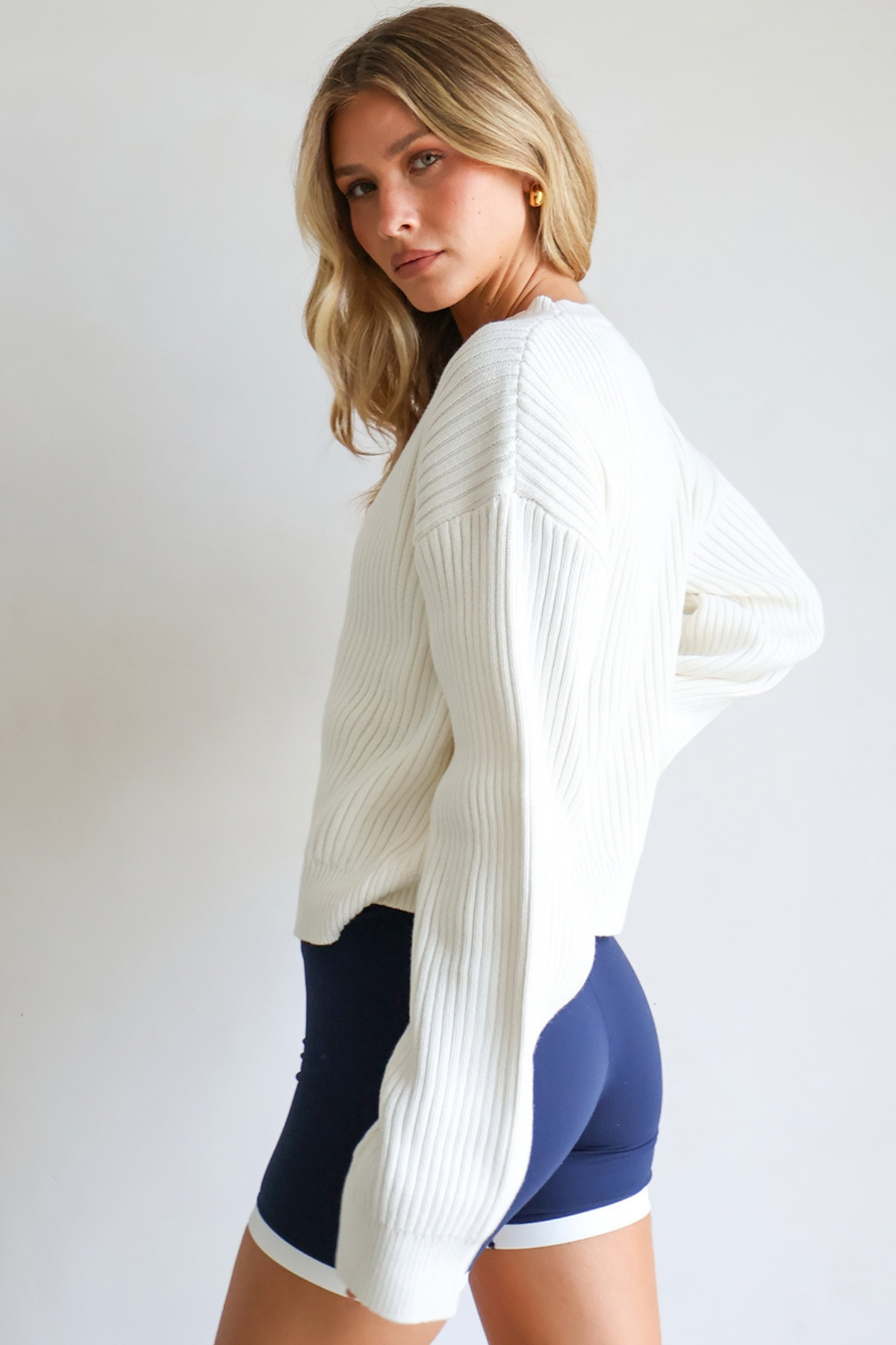 Tone Short - Navy Ivory