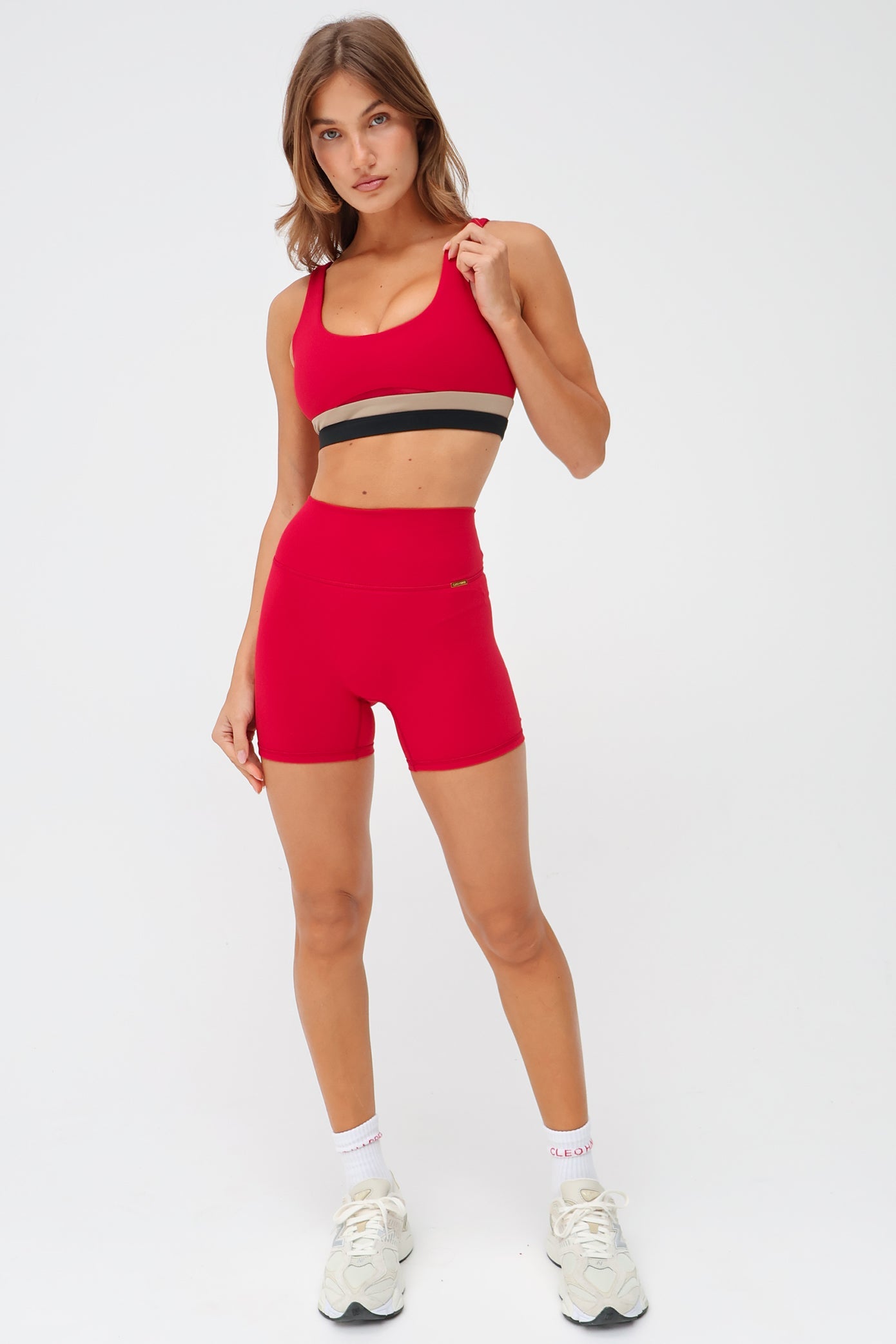 Apex Short 4.5" - Crimson