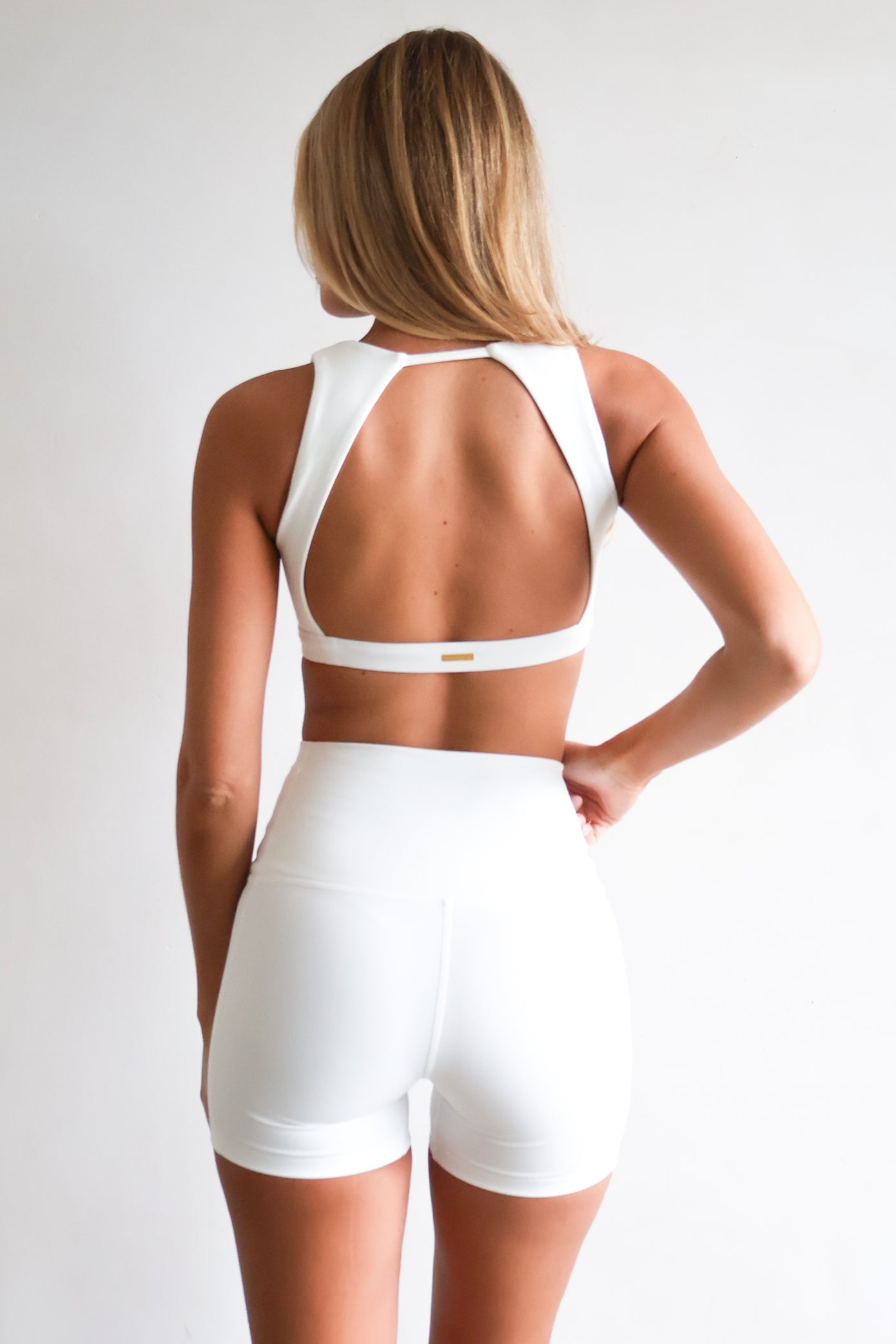 Accelerate Short - Ivory