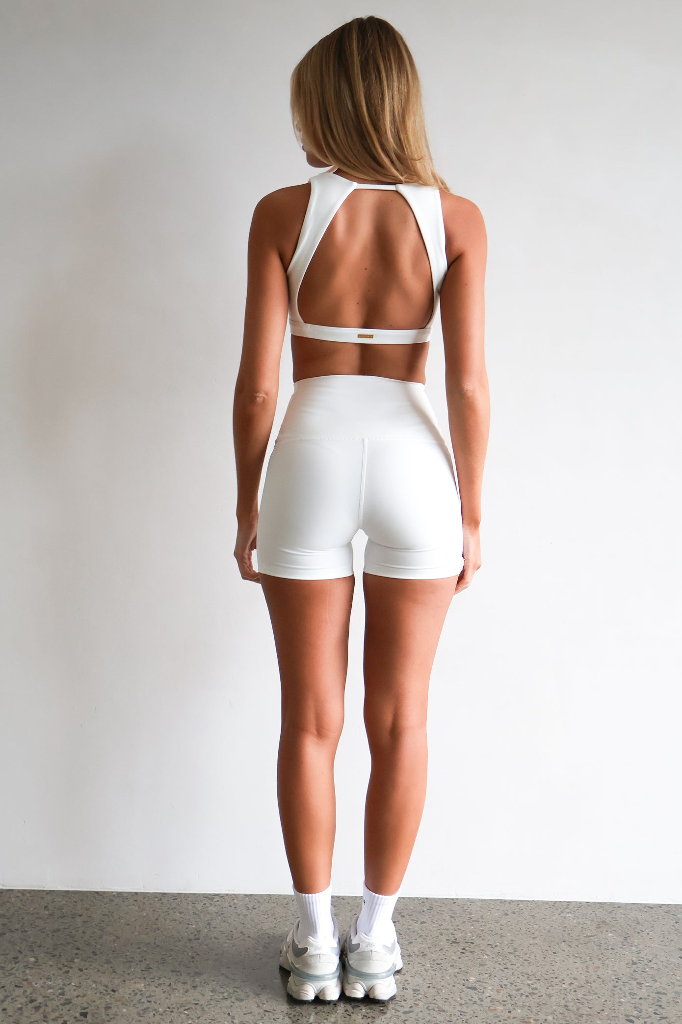 Accelerate Short - Ivory