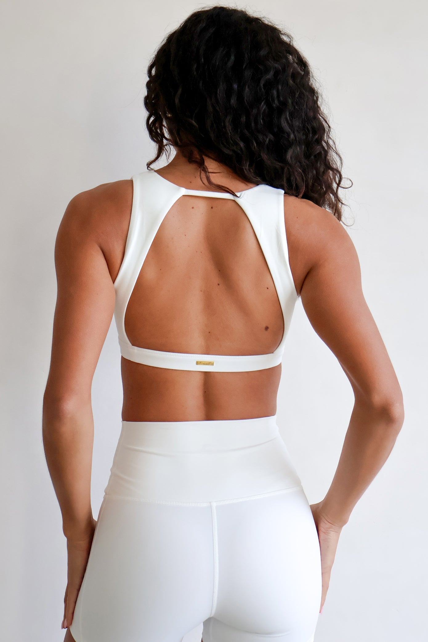 Accelerate Short - Ivory