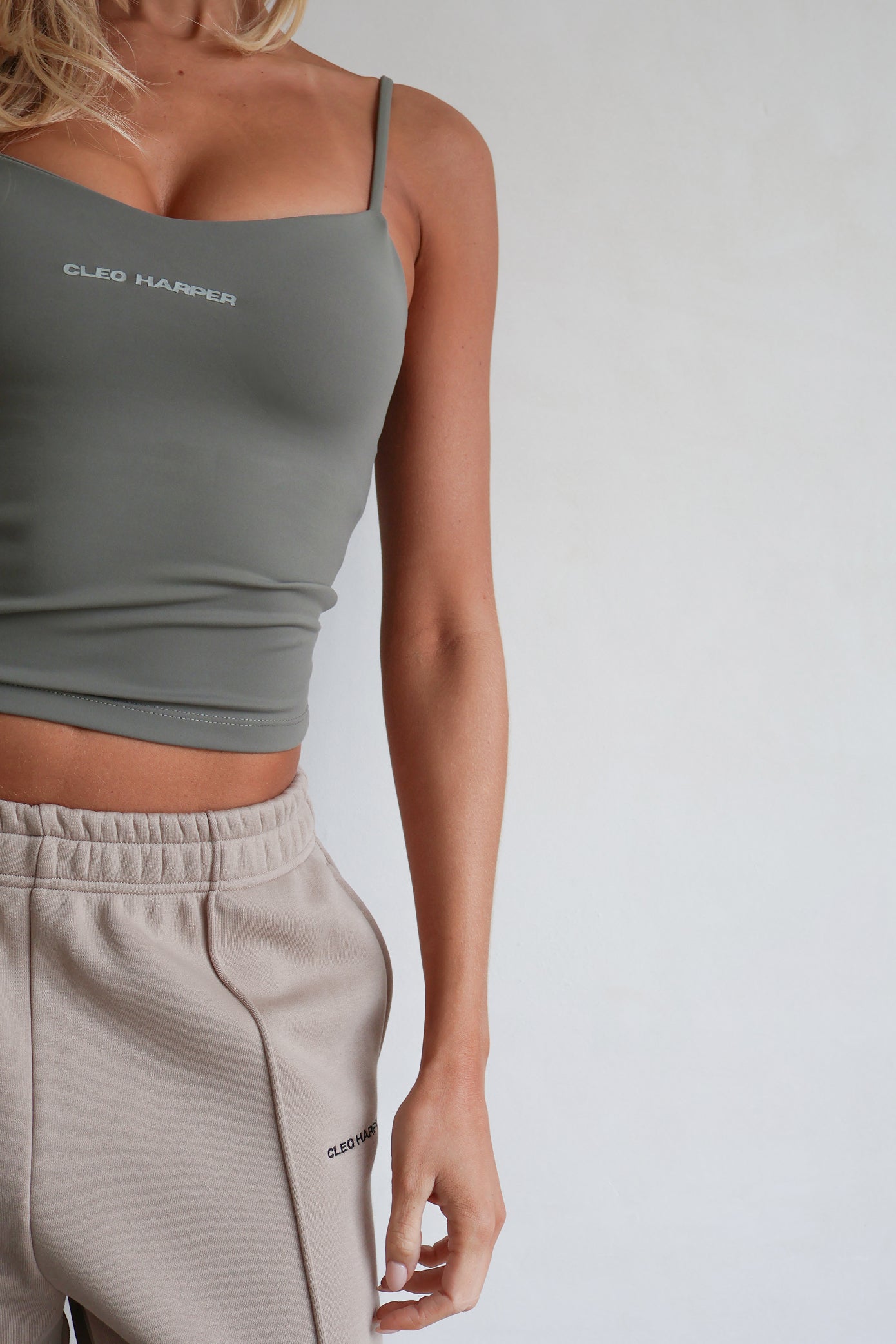 Amplify Pant - Hazel