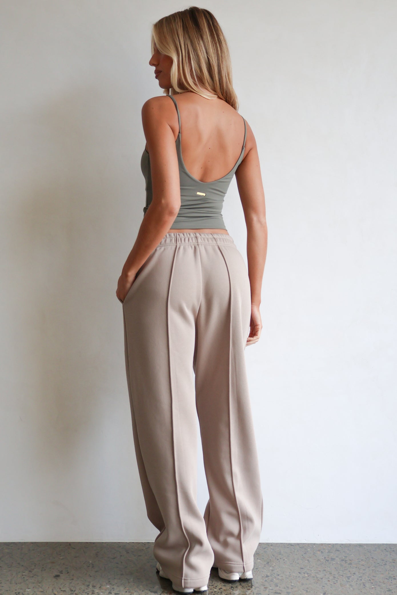 Amplify Pant - Hazel