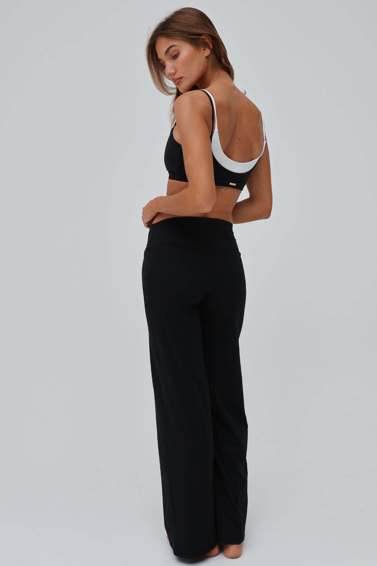 Dallas Bralet - Black White
