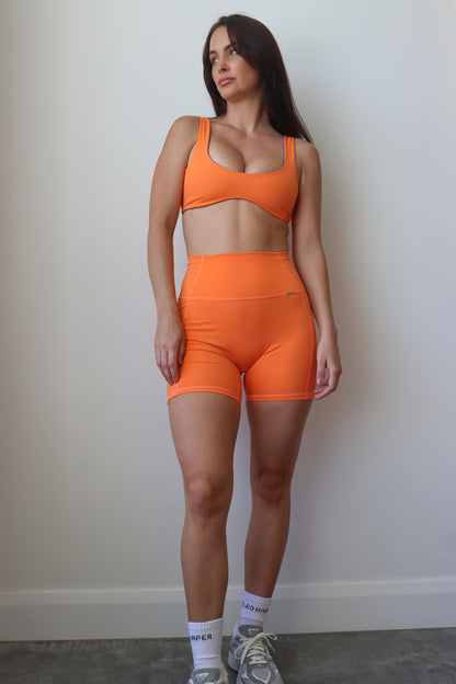 Evolve Short - Mandarin