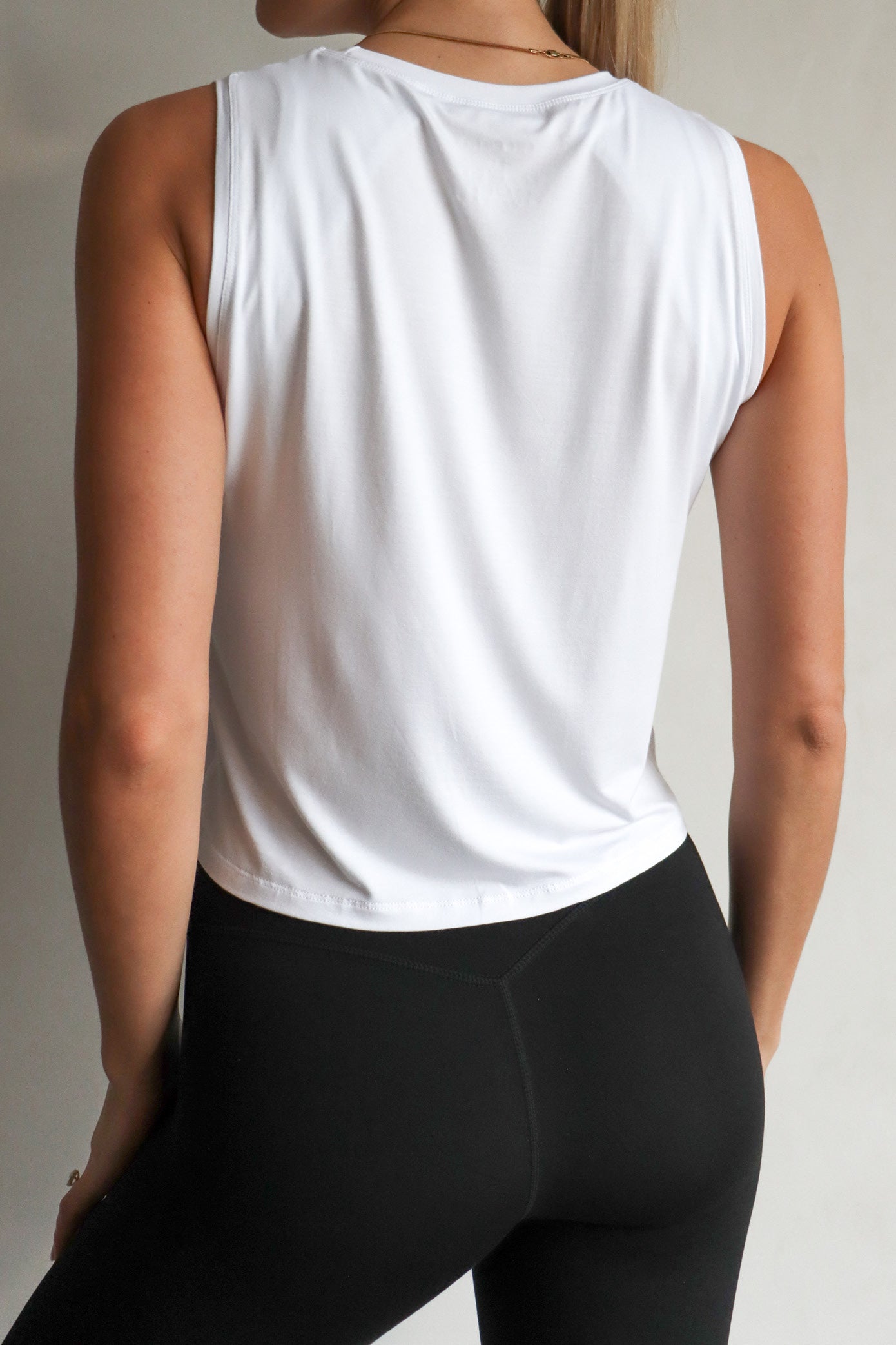 Drift Tank - White