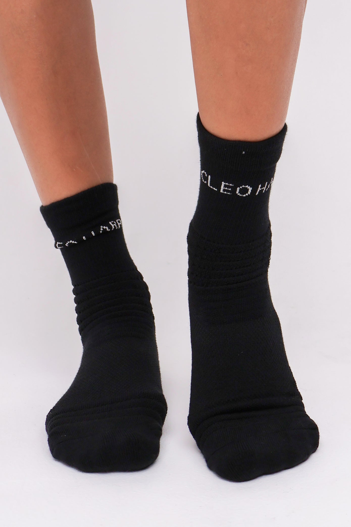 Grip Socks 2 Pack - Crew - Black / White