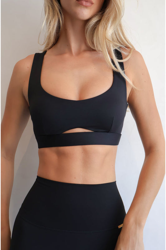 Juliet Bralet - Black