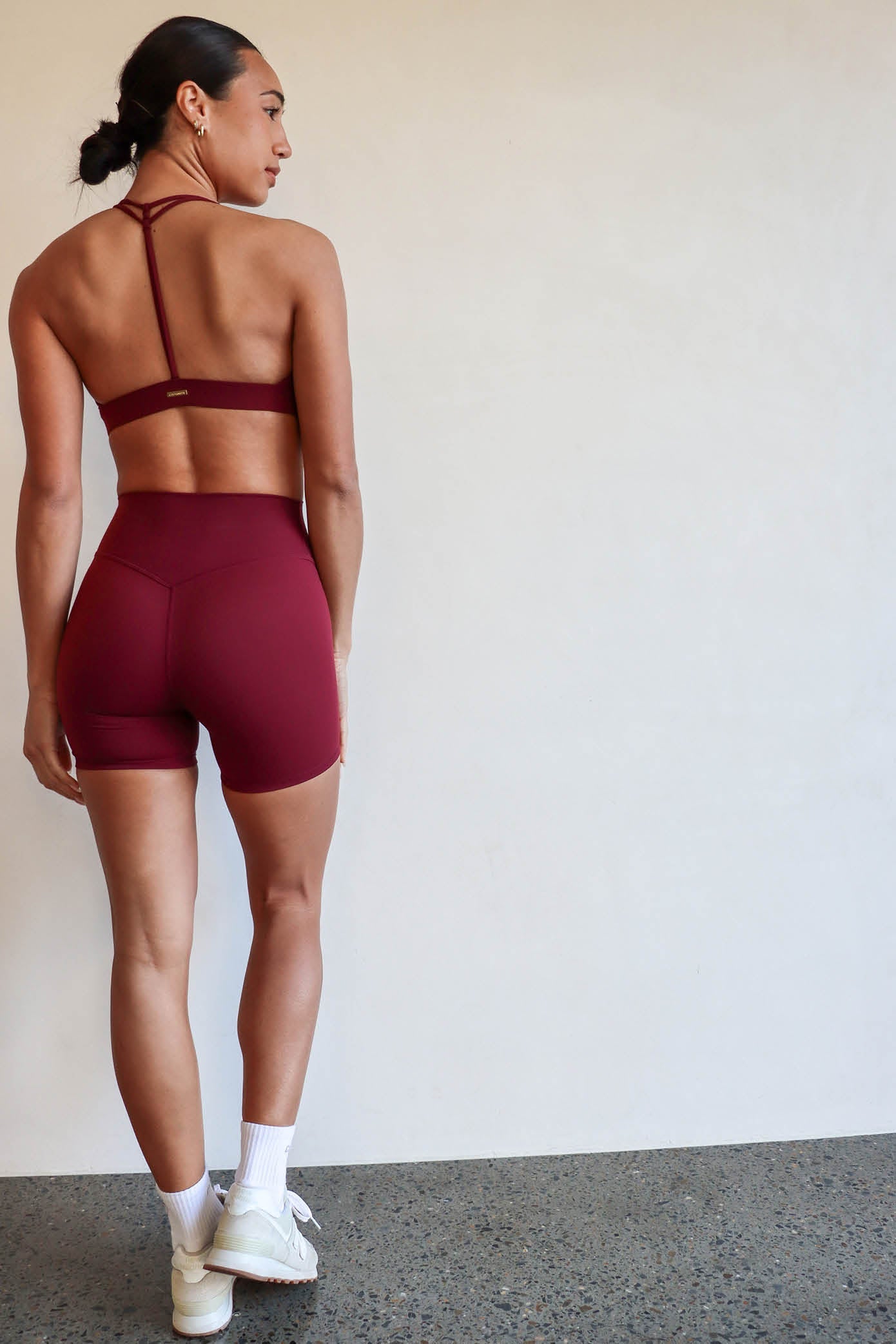 Apex Short 4.5" - Burgundy