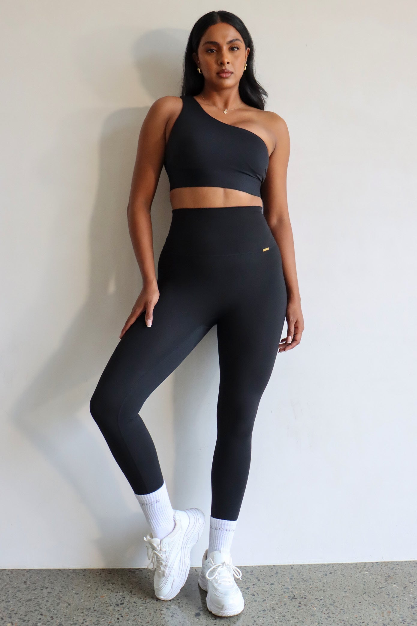 Tatiana Bralet - Black