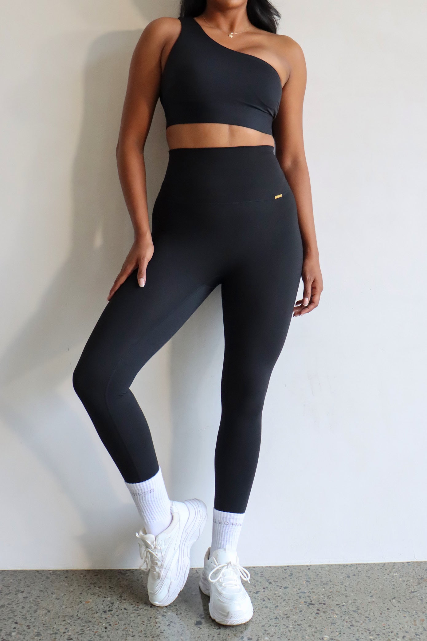 Tatiana Bralet - Black