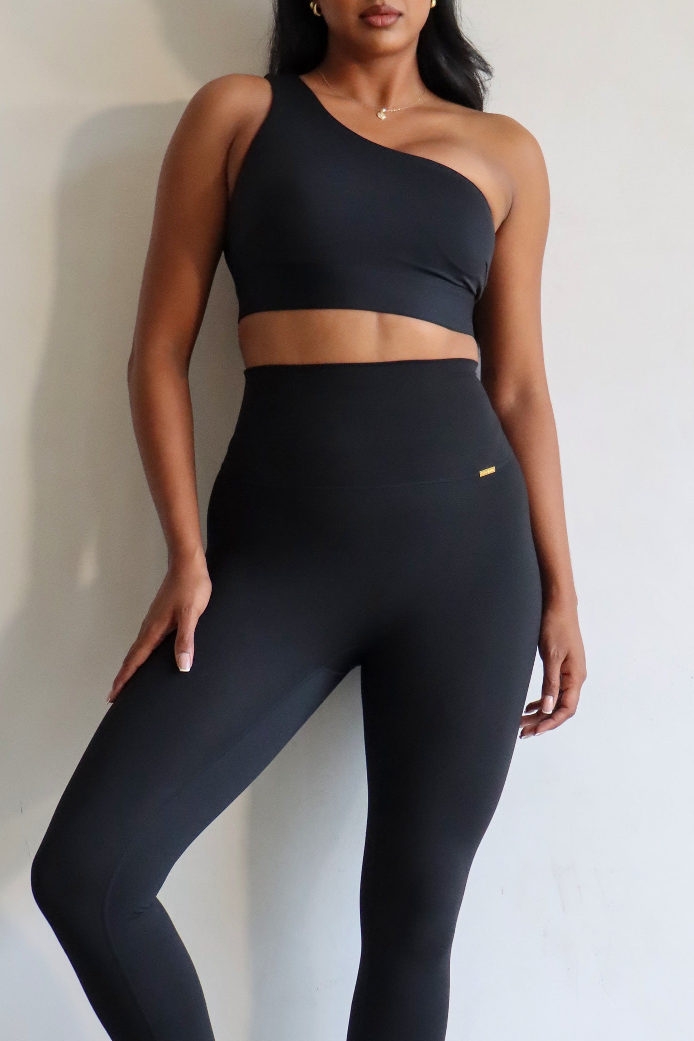 Tatiana Bralet - Black