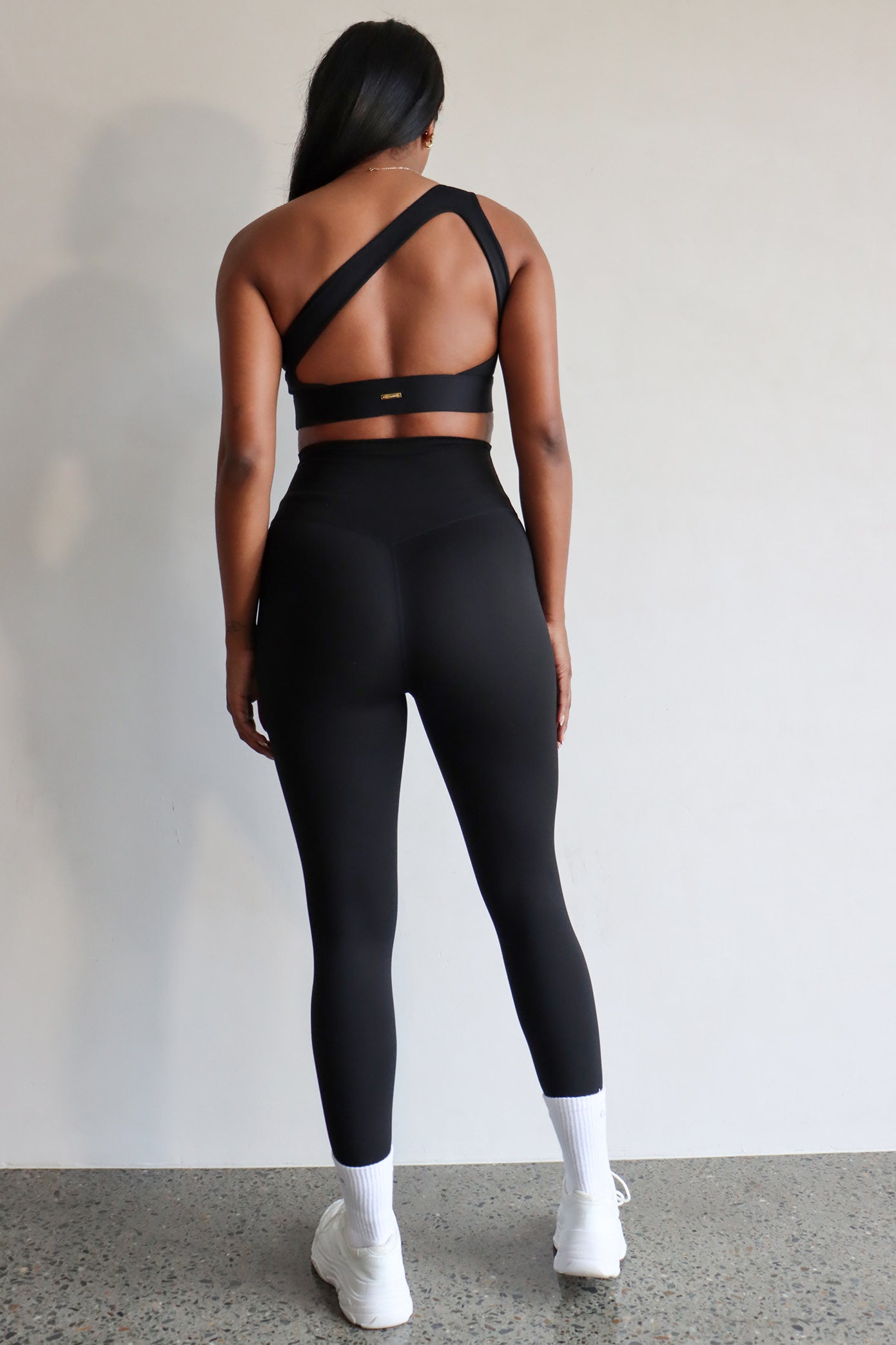 Tatiana Bralet - Black