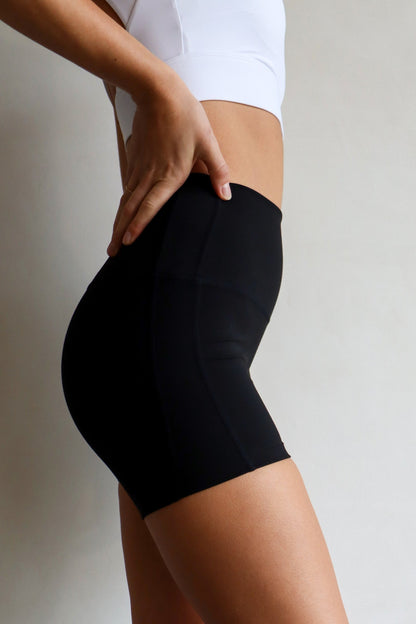 Accelerate Short - Black - Cleo Harper