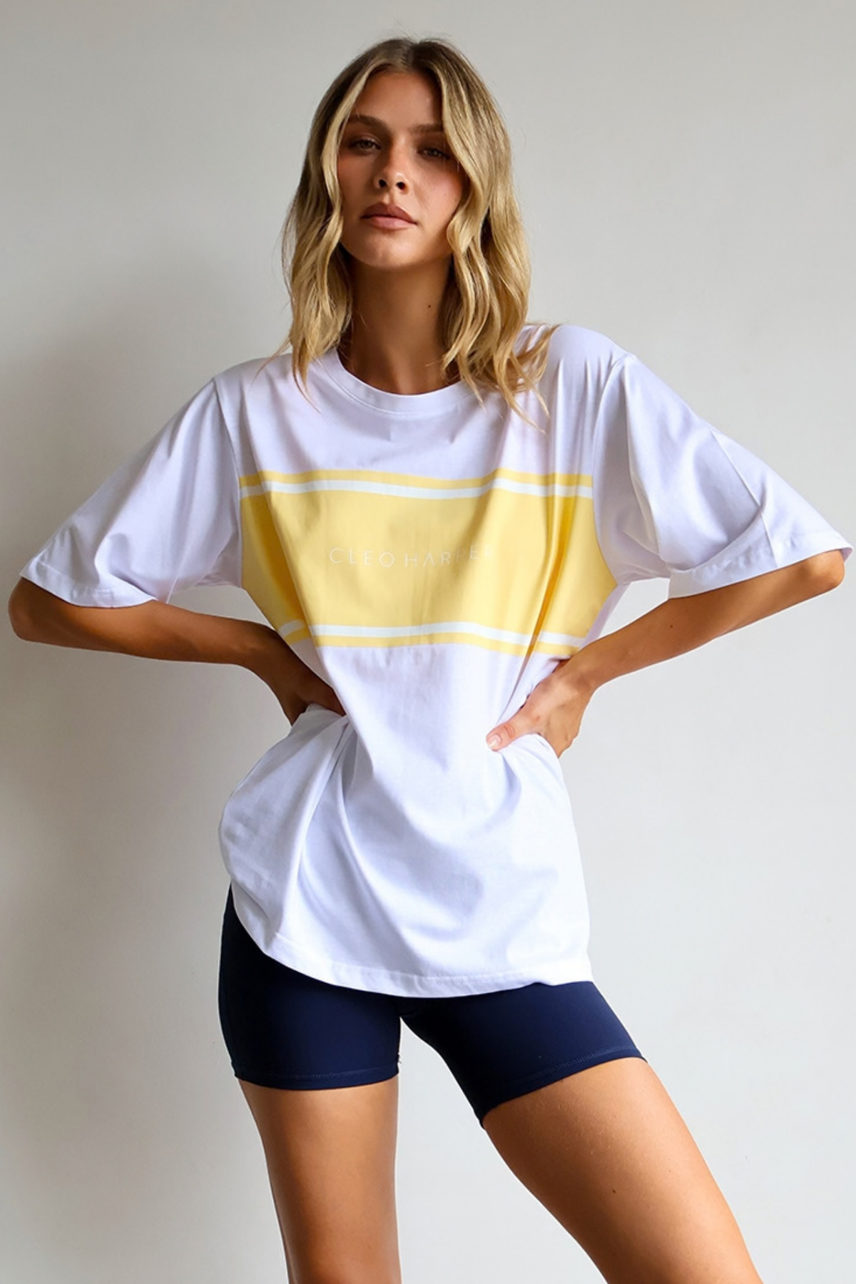 Victory Short - Navy